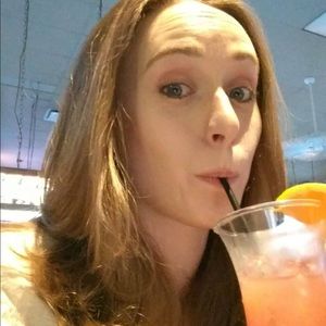 Meet your Posher, Alexandra